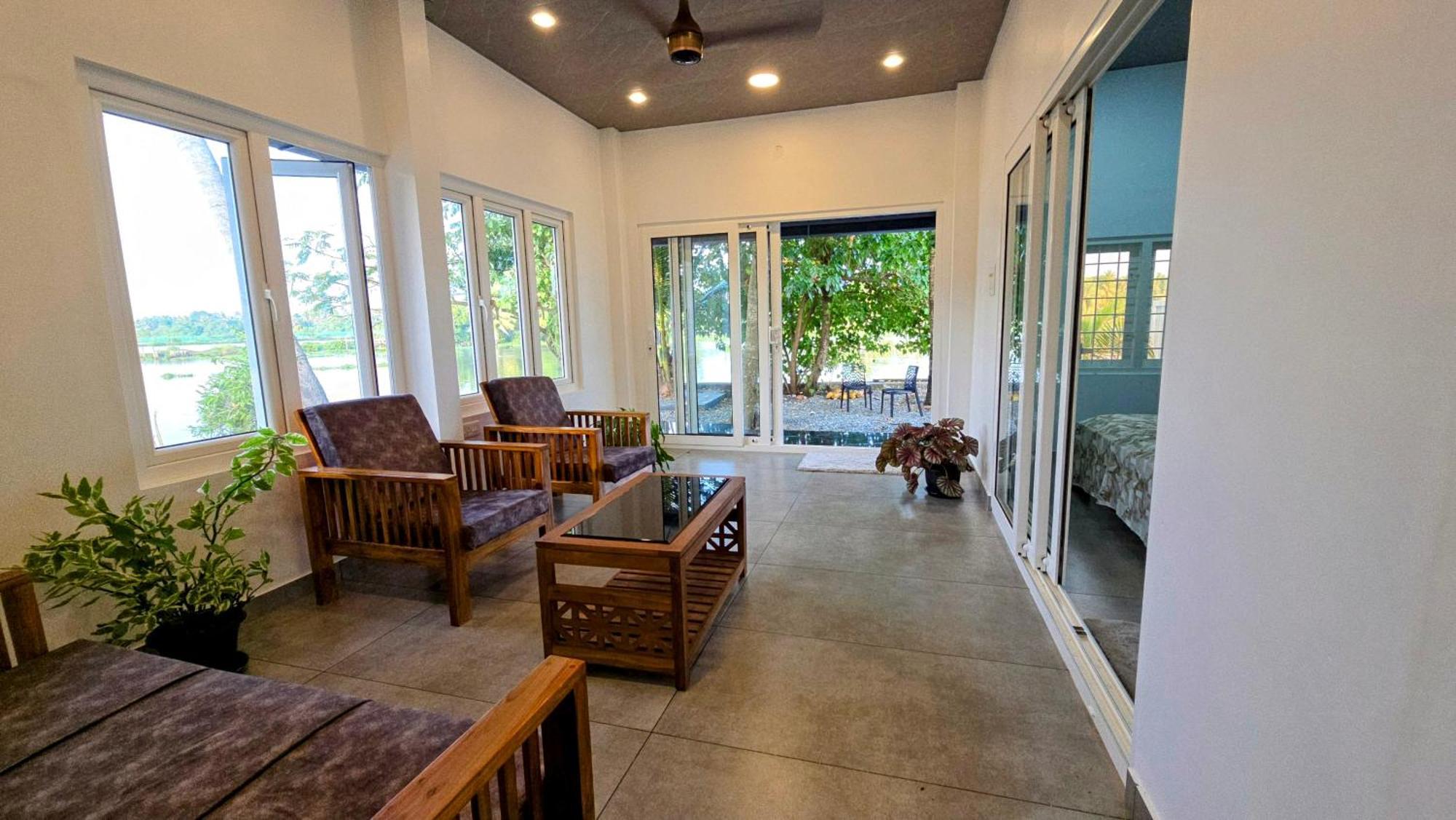 Pradeep'S Backwater Villa Kochi 외부 사진